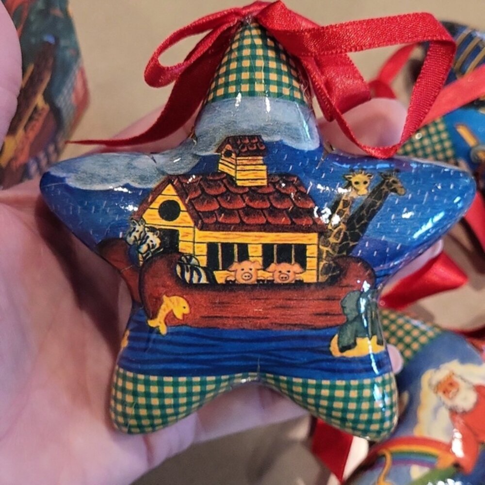 Noah's Christmas 12 Noah's Ark Ornament Box Stars and Balls